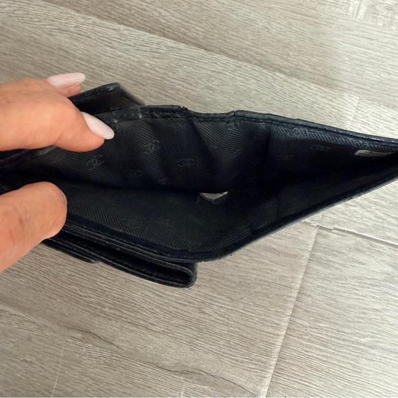 CHANEL COCO Button or COCO Mark Tri Fold Wallet - Picture 11 of 12